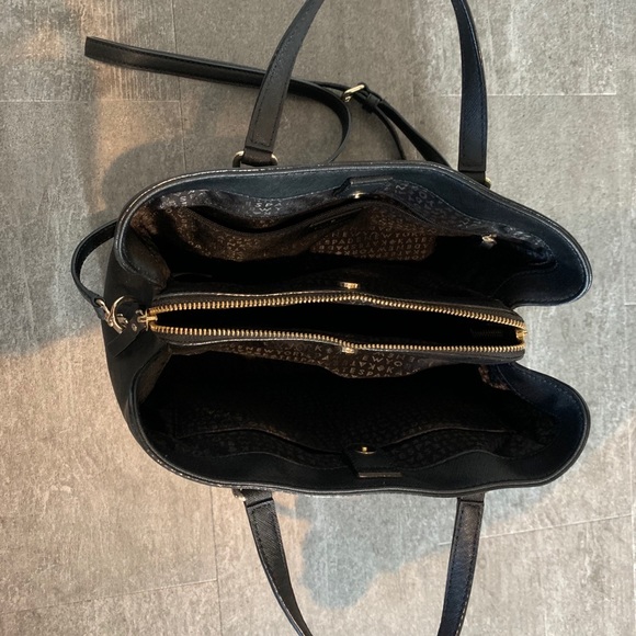 Kate Spade Medium Sized Purse - Picture 4 of 6